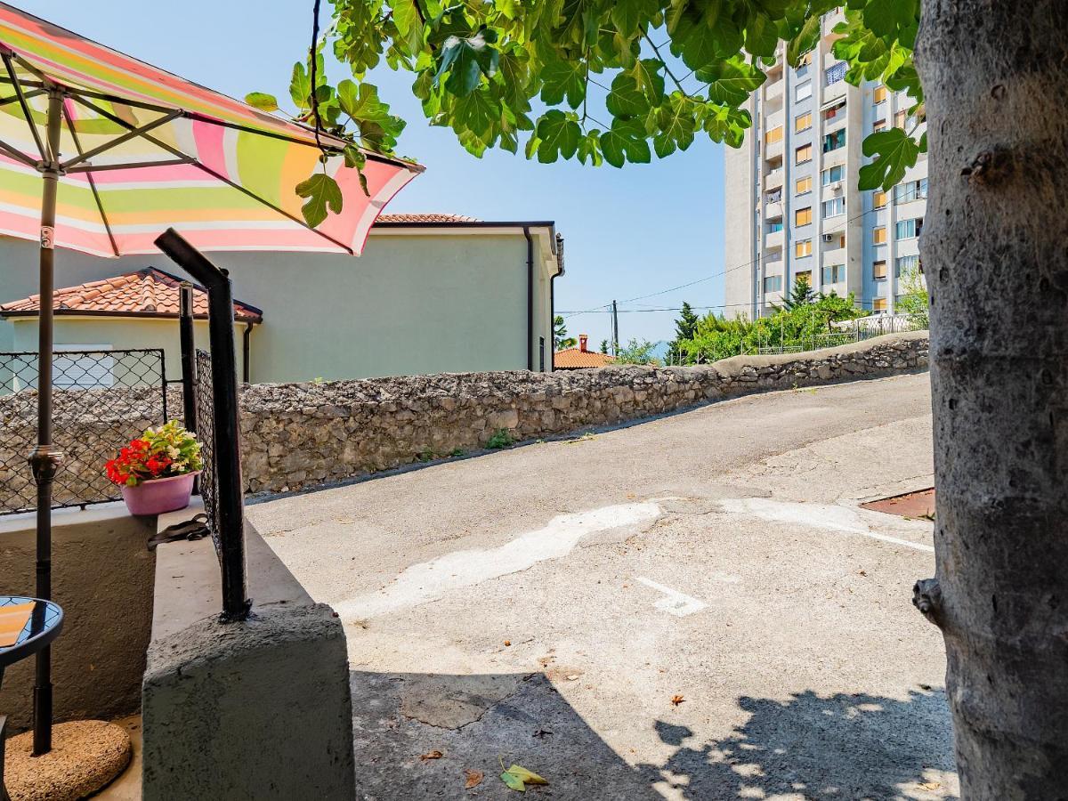 Studio Apartment "Kalina" 550 M From Sea Rijeka Exterior photo